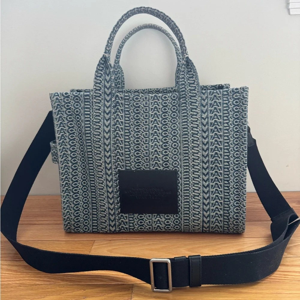 Marc Jacobs The Washed Monogramed Denim Tote - Picture 3 of 10